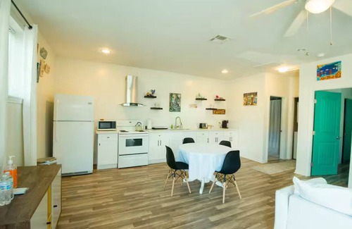 Seventh Ward House | CLOSE TO FQ + FAIRGROUNDS, SLEEPS 4 WITH W/D