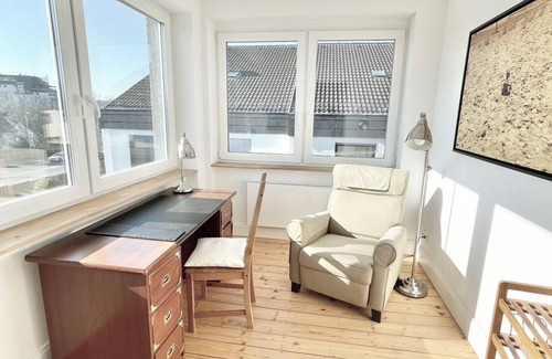 Friedrichsdorf House | Close to Frankfurt: Serene 5-bedroom house in Friedrichsdorf