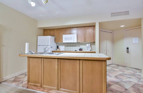 Oro-Medonte Condo | Closest Building to the Ski Hill