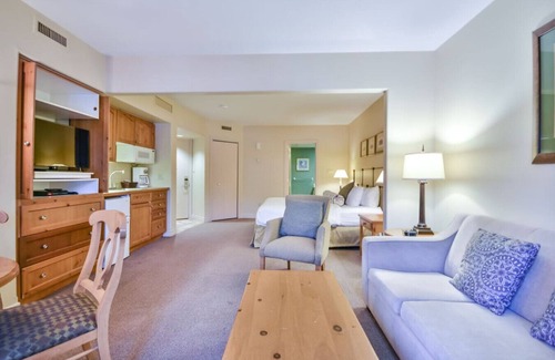 Oro-Medonte Condo | Closest Building to the Ski Hill