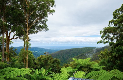 Eagle Heights House | CLOUD 9 - Cliff Top Eagle Heights. Family Friendly