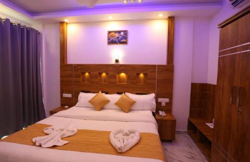 Anachal House | Cloud bed holidays