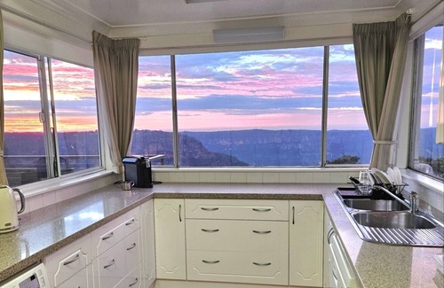Katoomba House | Cloud9 Katoomba Katoomba