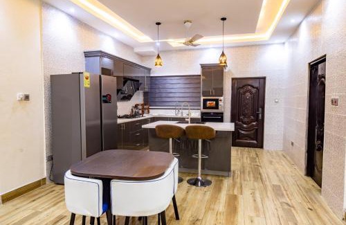 Santeo Apartment | Cloud9 Luxury Apartments