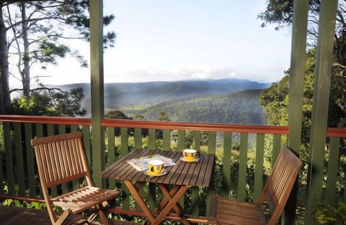 Beechmont Cottage | Clouds on Beechmont - Chalet