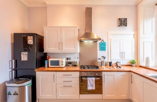 Helensburgh Apartment | Clyde View Apartment 🏴