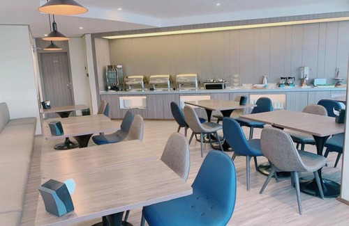 Horqin District Hotel | 26 m² Hotel ∙ 3 guests