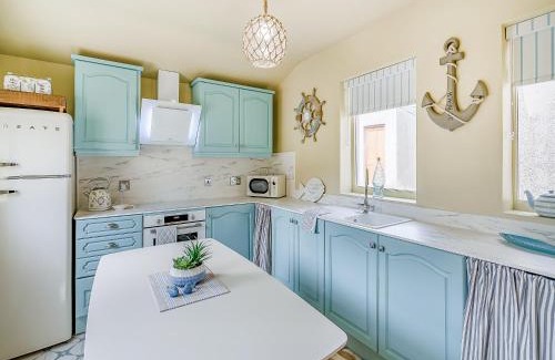 Sandhaven House | Coast Away