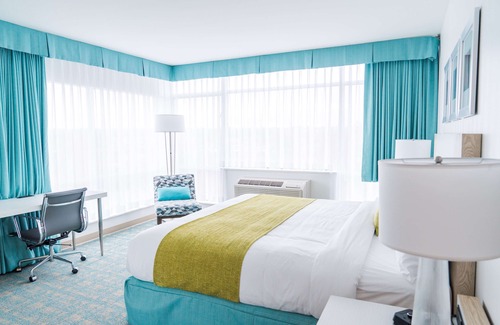 Langley Hotel | Coast Hotel & Convention Centre Langley City