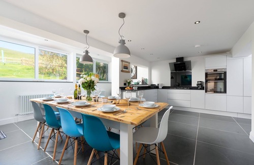 Mortehoe House | Coast View - holiday home with hot tub & sea view