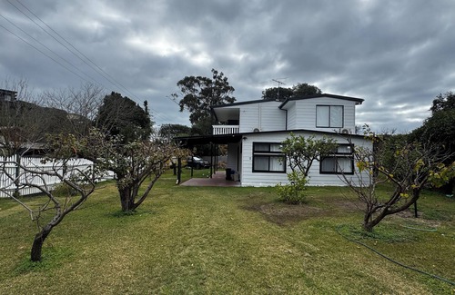 Rye House | Coastal Calm: Steps to the Shore