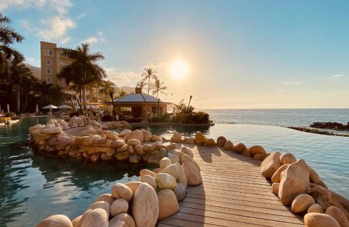 South Shore Hotel Area Apartment | Coastal Charm at Garza Blanca