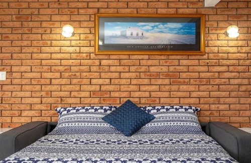 Ettalong Beach House | Coastal Charm Ettalong Beach