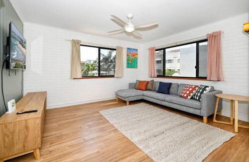 Kings Beach Apartment | Coastal Comfort, Relaxing Kings Beach Retreat
