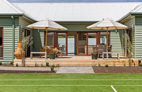 Sorrento House | Coastal Cool -Pool, Tennis Court