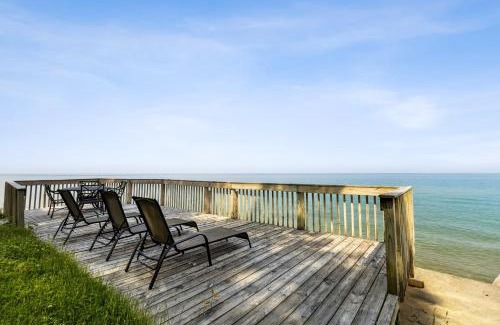 Stevensville House | Coastal Cottage