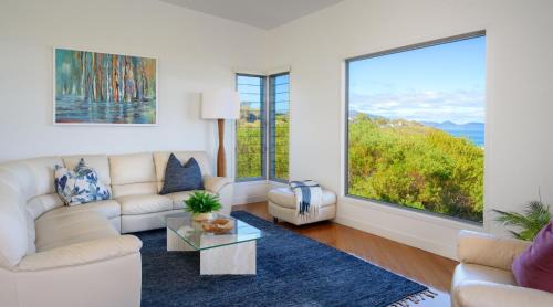 Coles Bay House | Coastal Escape ~ a sublime retreat!