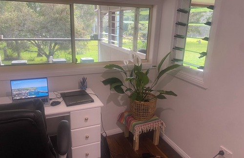 South Kempsey House | Coastal Escape