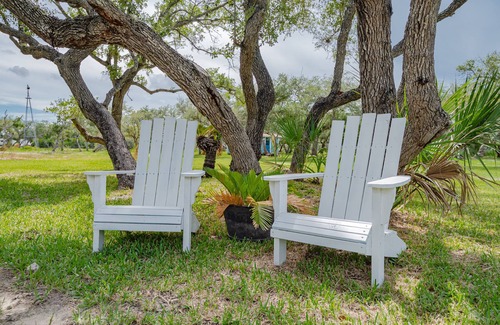 Aransas Pass House | Coastal Getaway with Fishing Pond! 3BR/2BA