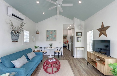 Thunderbolt Cottage | Coastal Grandma Cottage - 5 min to SAV, 15 to Beach By Lucky Savannah