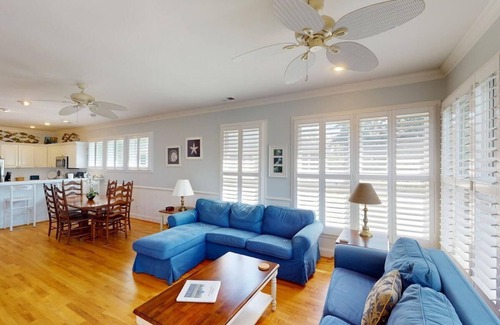 Litchfield by the Sea Villa | Coastal Haven 2BR 2BA Lakeside Escape Resort Perks