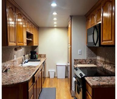 South Redondo Apartment | Coastal Paradise Retreat Stylish Oceanfront Condo