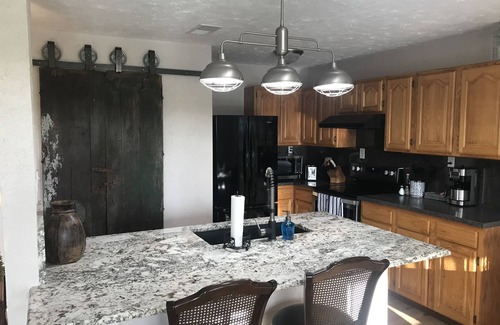 Elmaton House | Coastal Retreat in Selkirk Island, Matagorda, Texas