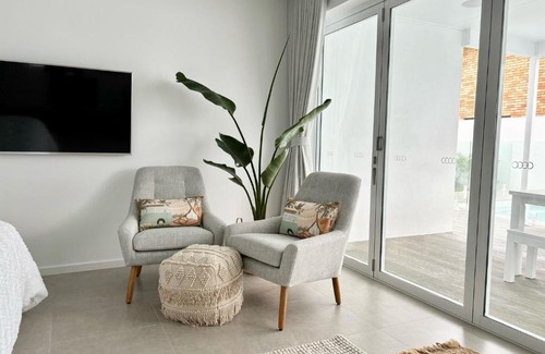 Kingscliff Apartment | Coastal Studio with a Private Pool