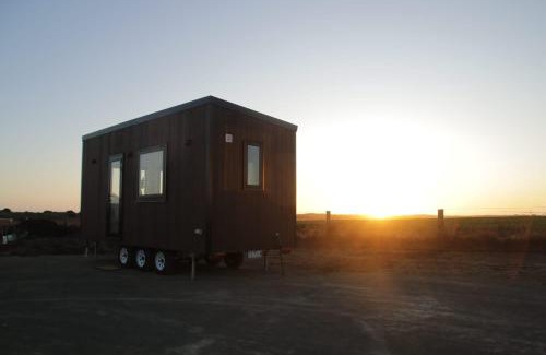 Killarney House | Coastal Sunset Tiny Home - Port Fairy Tiny Homes