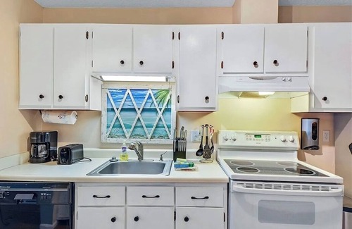 Saint Simons Island Condo | Coastaway for your getaway or longer stay on SSI!