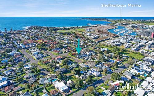 Shellharbour House | Coastline Cove - Modern Townhome Oasis