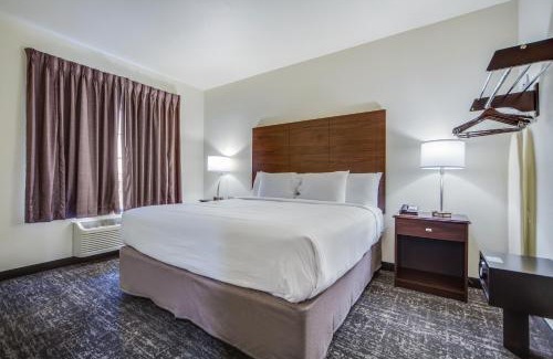 Cozad Hotel | Cobblestone Hotel & Suites - Cozad