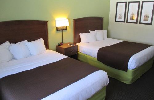 Wisconsin Rapids Hotel | Cobblestone Hotel & Suites - Wisconsin Rapids