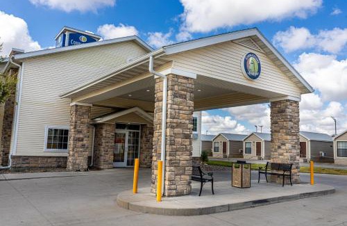 Big Lake Hotel | Cobblestone Inn & Suites - Big Lake
