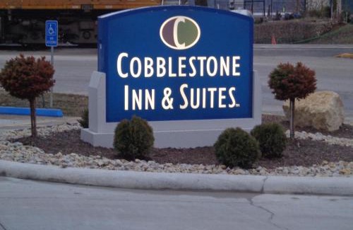 Marquette Hotel | Cobblestone Inn & Suites - Marquette