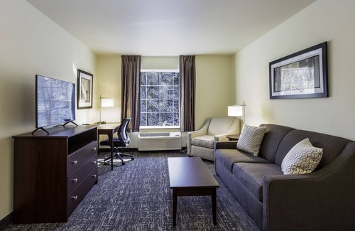 Brookville Hotel | Cobblestone Inn & Suites - Brookville