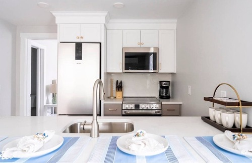 Yachting Village House | Cobblestone Suite by STAY Newport