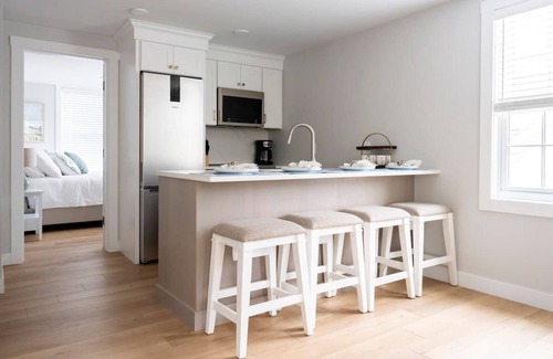 Yachting Village House | Cobblestone Suite by STAY Newport