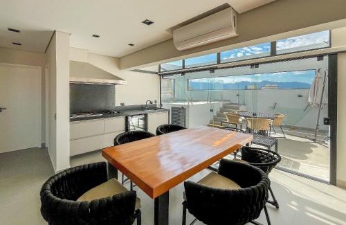 Riviera de Sao Lourenco Apartment | Cobertura Pé na Areia - Enxoval Completo Riviera