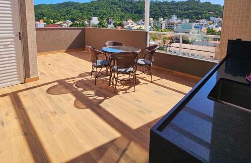 Centro Apartment | Cobertura em Bombinhas - Piscina - Luxo - Alto Padrão