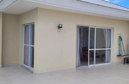 Ingleses Norte Apartment | Cobertura próxima do mar