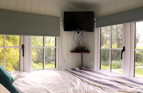 West Ashling House | Cobo Cottage