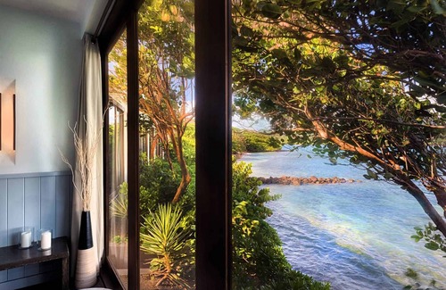 Fort Jeudy Villa | COceanfront Private Pool Villa (1 Bedroom)
