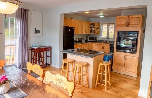 Placentia Ski Chalet | Cochrane Corner Guest House