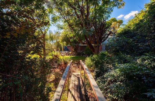 Binalong Bay House | Cockatoo Cabin