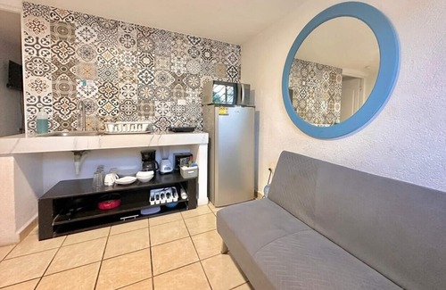 Downtown Cancun Condo | ♥Coco 2♥ Studio 1 bedroom, Wi-Fi, A/C and rooftop