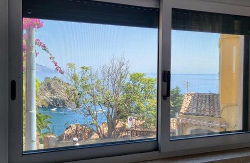 Mazzaro Apartment | COCO Apartments Taormina
