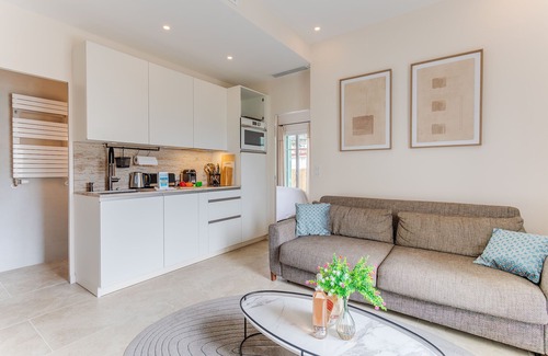 Lazaret Apartment | COCO BEACH AP4476 by Riviera Holiday Homes