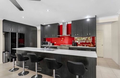 Smithfield Villa | Coco Tierra Expansive Cairns Oasis with Pool