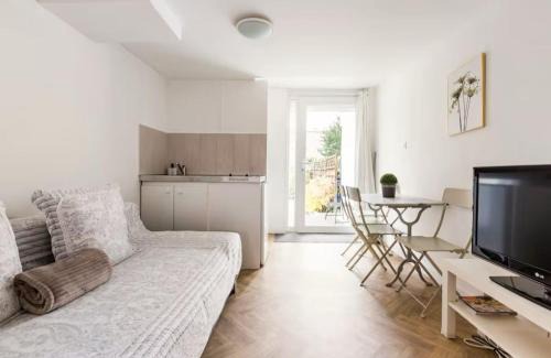 Mons-en-Baroeul Apartment | Cocon et parking privé sur place a 5min de lille